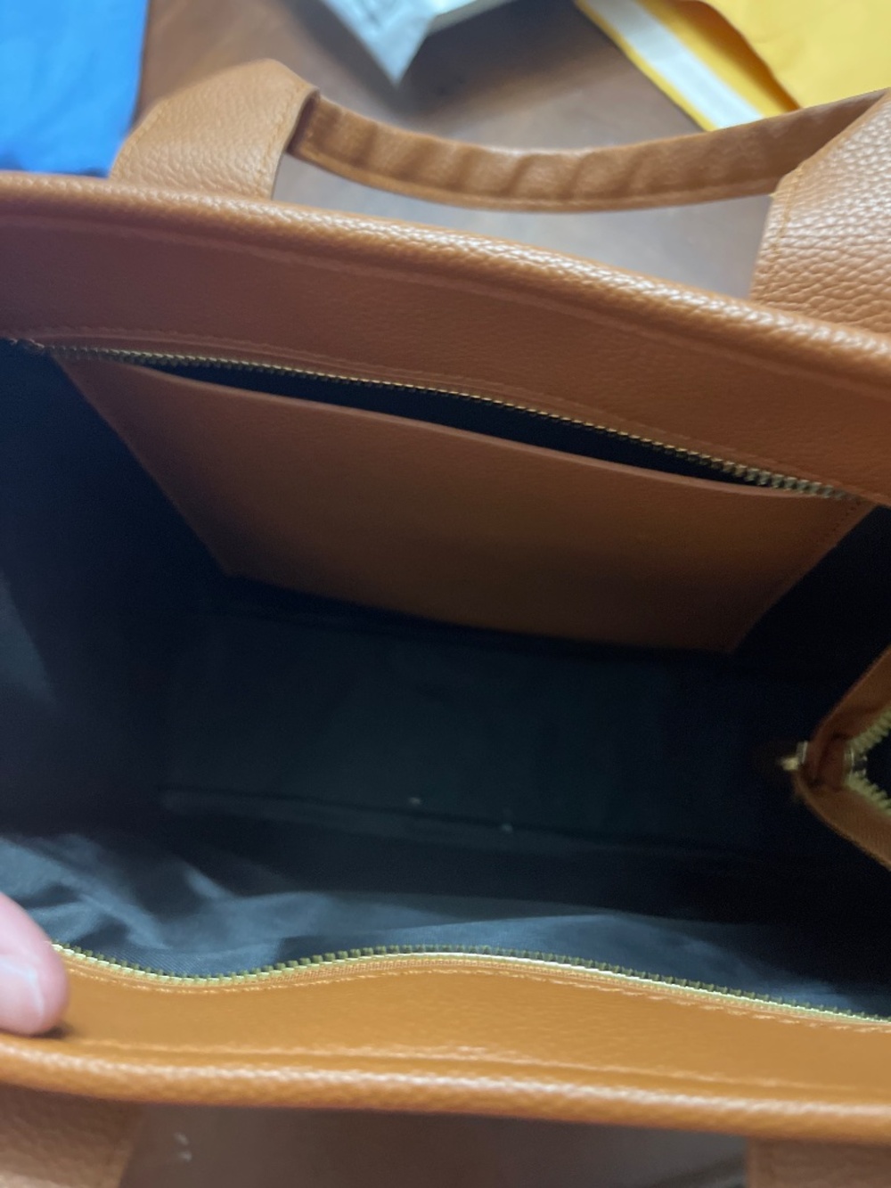 Small bag - Picture 3 of 3